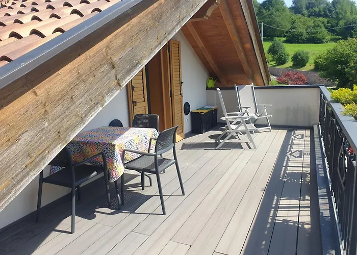 Mansarda Con Terrazzo E Giardino Altopiano Di Pine