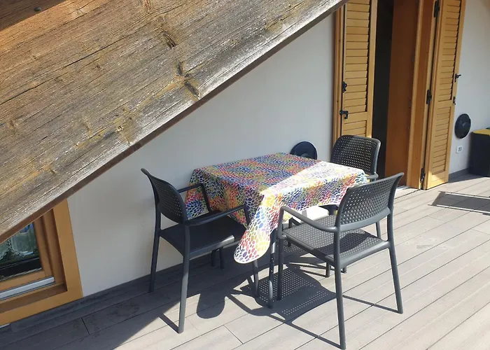 Mansarda Con Terrazzo E Giardino Altopiano Di Pine
