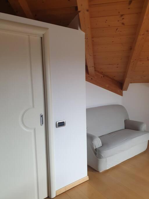 Mansarda Con Terrazzo E Giardino Altopiano Di Pine Apartment Baselga di Pine